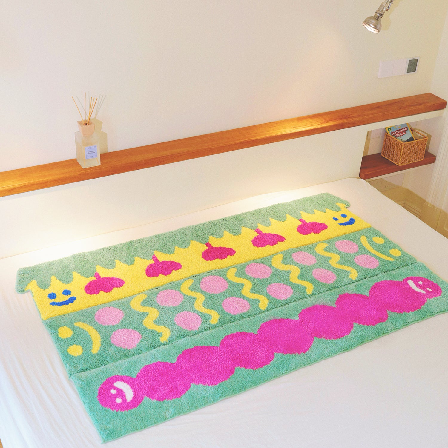 Gemini Bug - Golden Bell Bloom -Primrose Yellow